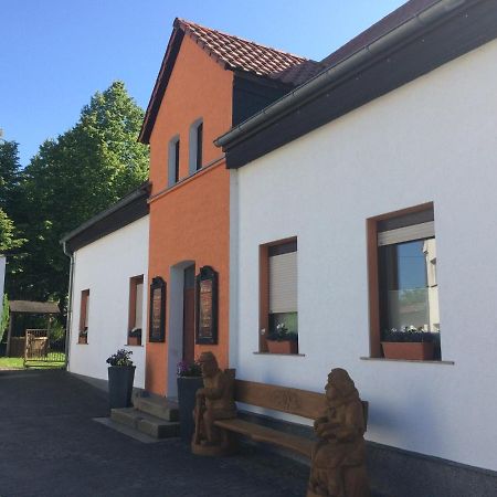 Pension Zum Alten Gasthaus Haensel Krauschwitz Buitenkant foto