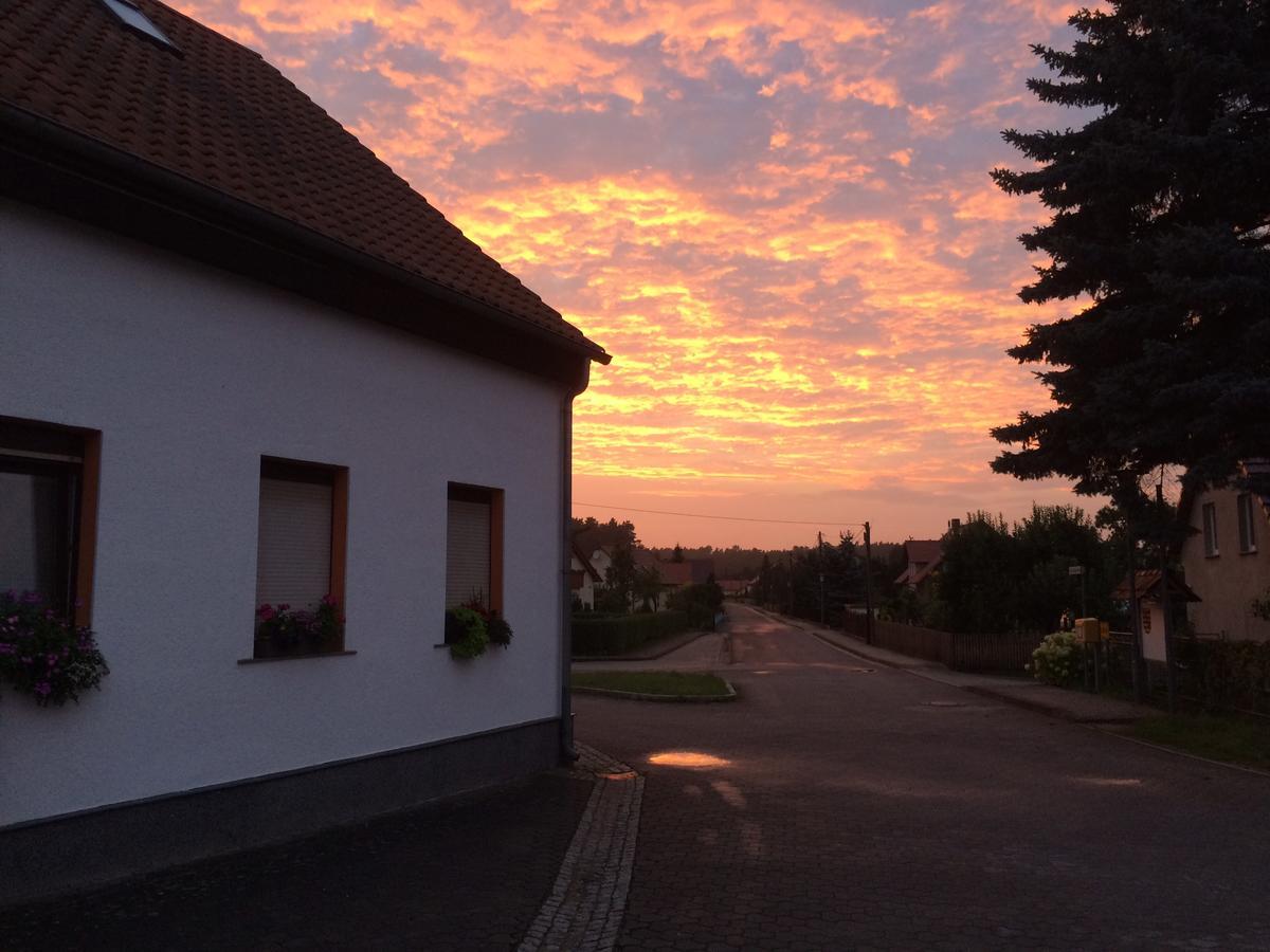 Pension Zum Alten Gasthaus Haensel Krauschwitz Buitenkant foto